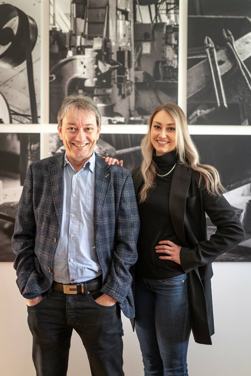 Neu in der Geschäftsführung: Lisa-Marie Mueller mit ihrem Vater Wolfgang Mueller
